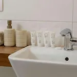 Klimatyzowany Z Balkonem I Przestrzenia Do Pracy Lokalizacja Blisko Wisly By Renters Lägenhet